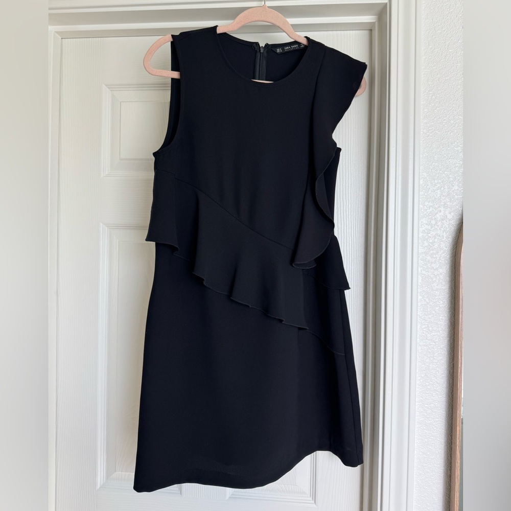Zara Black Sleeveless Ruffle Shift Dress